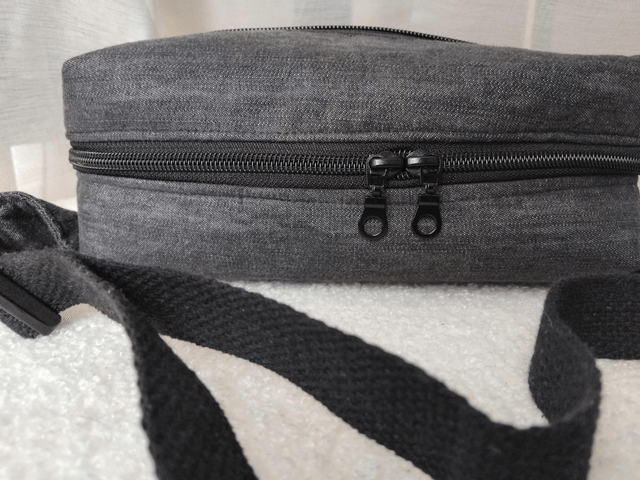 Banane rectangulaire homme upcyclée "JEAN"