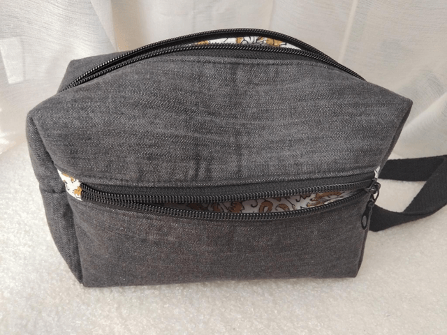 Banane rectangulaire homme upcyclée "JEAN"