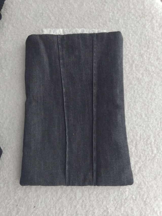 Housse pour livre de poche upcyclée "JEAN"
