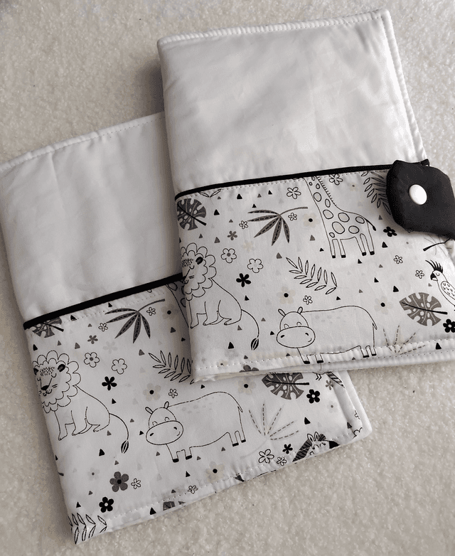 Housse pour carnet de santé SAVANE B&amp;W personnalisable